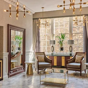 4* Otel Fraser